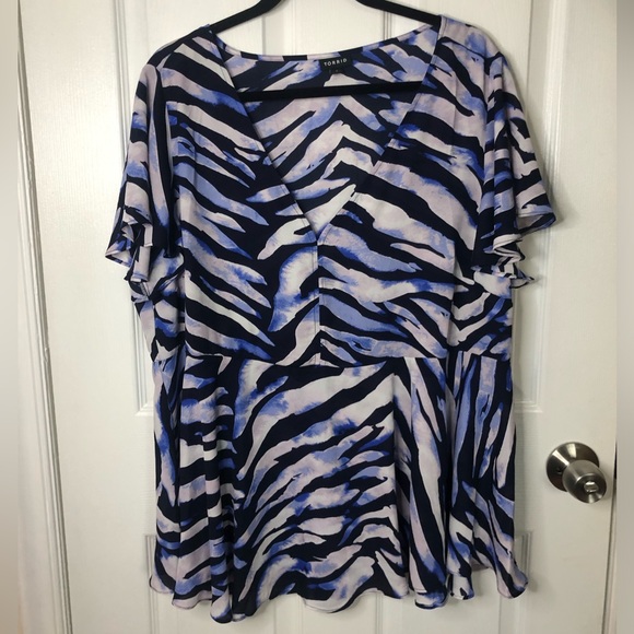 Torrid Zebra Georgette Peplum Top Size 2 - Picture 1 of 6